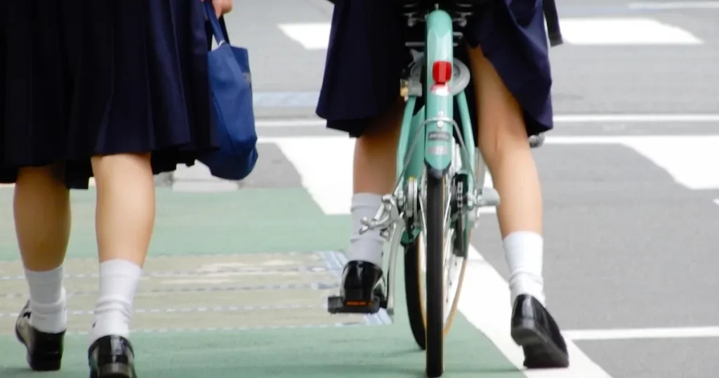 【体験談】中学生の子の登校しぶり。原因は友人関係だったAさん親子の対応。